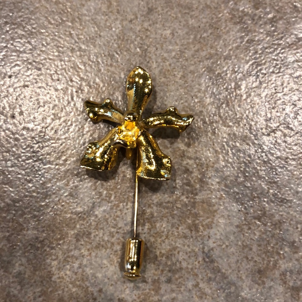 Gold plated orchid pin
